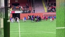 Amatör lig maçında saha karıştı: 10 yaralı