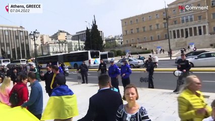 Russland hat Blut an den Händen: Demonstration für die Ukraine in Athen