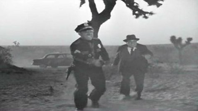 Des monstres attaquent la ville