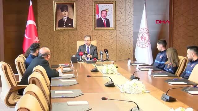 Son dakika haberleri | Bakan Kasapoğlu, '2022 Pekin Kış Olimpiyat Oyunları'nda mücadele eden milli sporcularla bir araya geldi