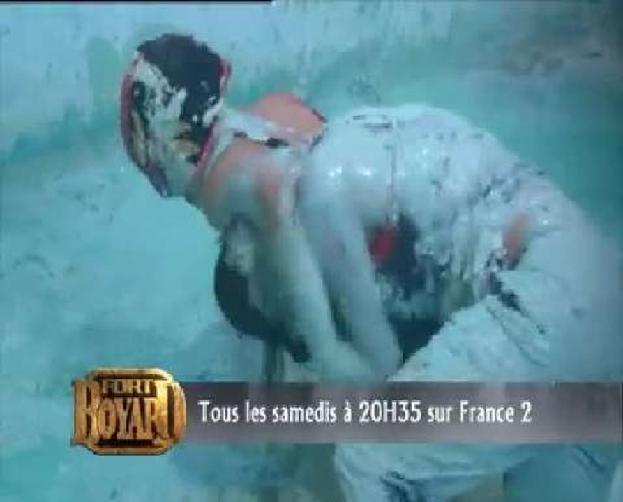 Fort Boyard : Julie Raynaud lutte dans la boue