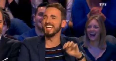 Christophe Willem, gêné par son énorme casserole dévoilée aux Enfants de la télé