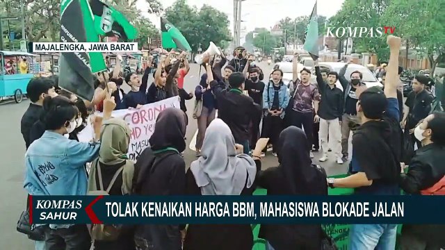 Demo Tolak Kenaikan BBM, Puluhan Mahasiswa Blokade Jalan Utama Kabupaten Majalengka