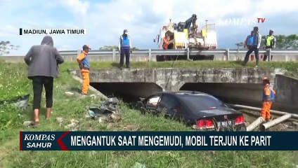 Gara-gara Ngantuk, Mobil Sedan Hilang Kendali dan Terjun ke Parit
