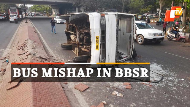 Bus Carrying Labourers Overturns In Bhubaneswar Jaydev Vihar Area