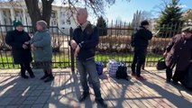 Flucht aus der Ostukraine: „Wir müssen jetzt weg, da wir noch die Möglichkeit dazu haben“