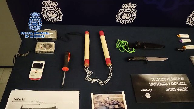 Detenido un español converso radicalizado que poseía material pro DAESH y manuales sobre la fabricación de explosivos