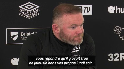 Rooney répond au poste Insta de Cristiano Ronaldo
