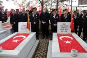 Son dakika haber | Polis Haftası'nda şehitler mezarları başında anıldı