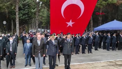 Son dakika haber! POLİS HAFTASI'NDA ŞEHİTLİK ZİYARETİ