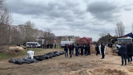 Buça'da öldürülen sivillerin cesetlerinin kimlik tespitleri yapılıyor