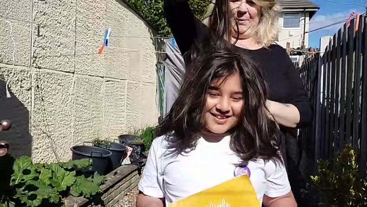 Thomas Houshmand vows to chop off 16-inch long hair for Little Princess Trust