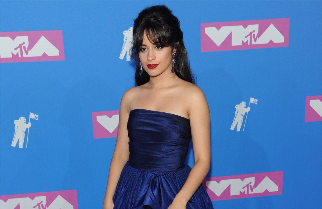 Camila Cabello aborda saída do Fifth Harmony em trecho de 'Psychofreak'
