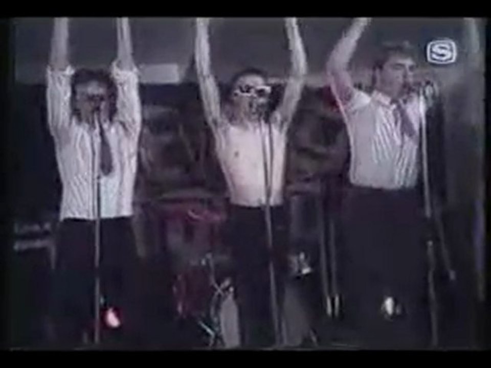 Toy Dolls - Nellie The Elephant