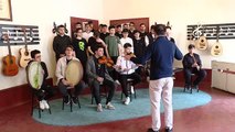Son dakika haber... Cumhurbaşkanı Erdoğan'ın eşlik ettiği musiki topluluğu öğrencileri, yurt dışına açılmaya hazırlanıyor (2)