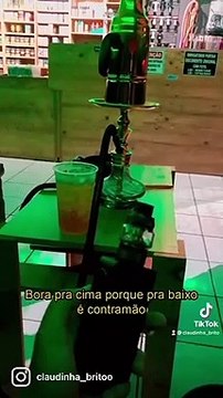 Jovem faz alerta após ser internada por uso de cigarro eletrônico