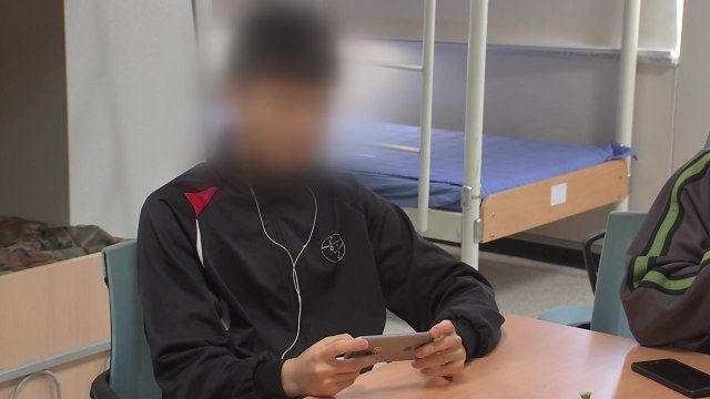 인수위 국군 병사도 휴대전화 소지 시간 확대 검토 / YTN