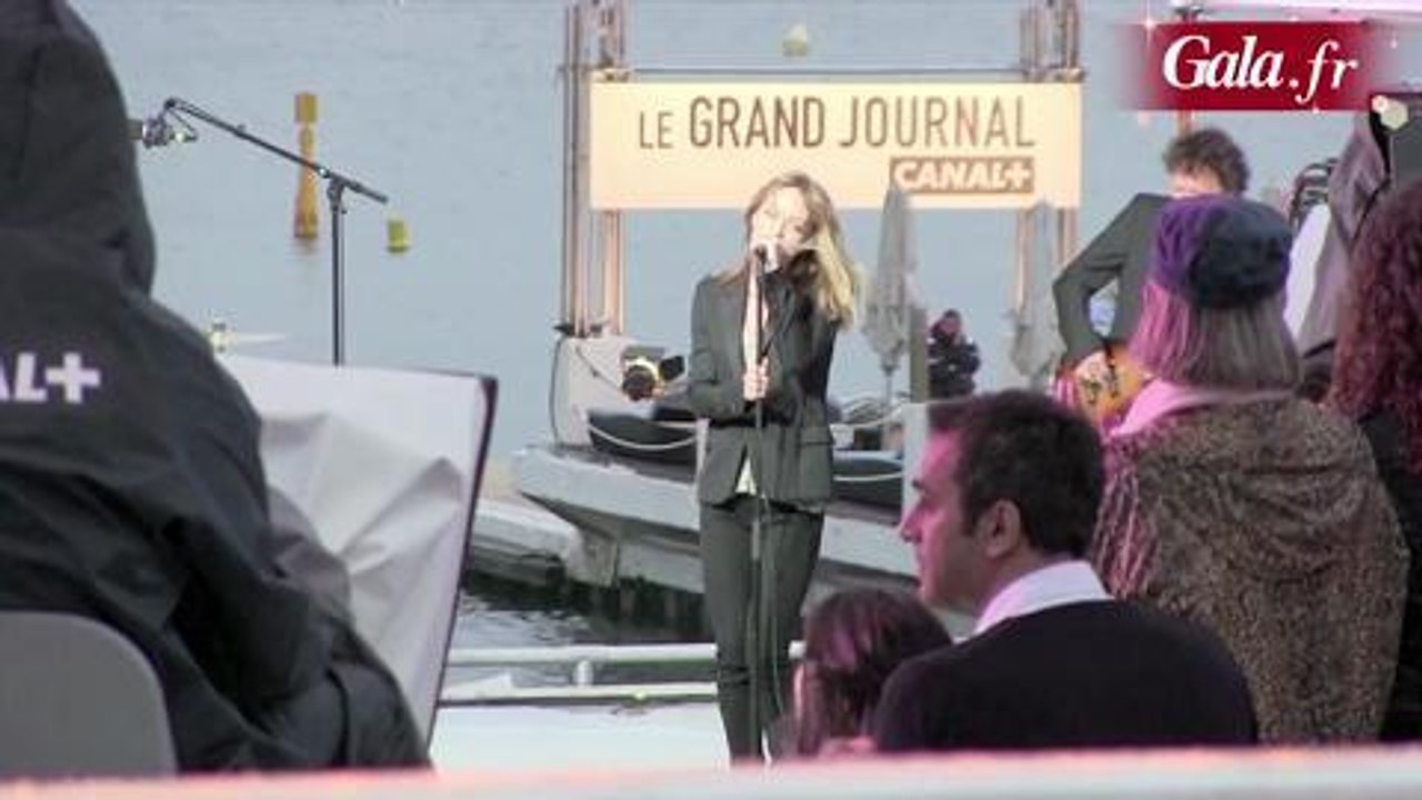 Gala.fr- Vanessa Paradis et Audrey Tautou, les retrouvailles