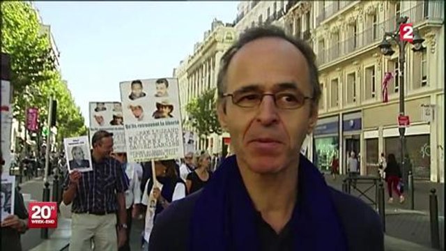 Gala.fr- Jean-Jacques Goldman manifeste pour les otages français