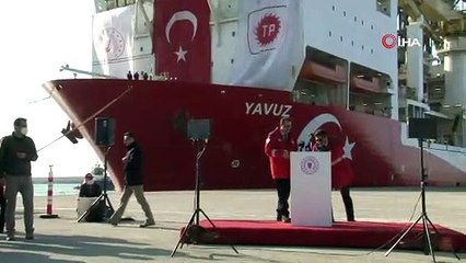 Bakan Dönmez, Yavuz Sondaj Gemisi'ni yeni görevi için Karadeniz'e uğurladı