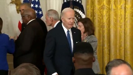 A Biden no le hace caso nadie