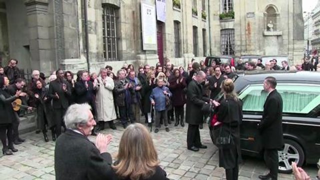 Gala.fr obsèques danièle delorme