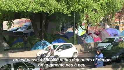 Entre 700 et 800 migrants campent dans le nord-est de Paris