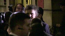 Gala.fr - Pete Doherty en retard au défilé Saint Laurent