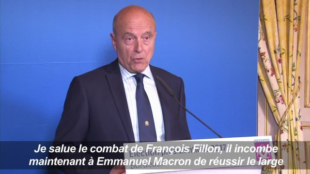 Présidentielle: Alain Juppé appelle à voter Macron