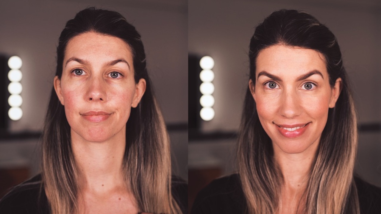 Anti Cernes Faut Il L Appliquer Avant Ou Apres Le Fond De Teint Femme Actuelle Le Mag
