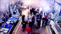 Saldırgana öfkeli pazarcıları polis sakinleştirdi! Pazar yerinde pompalı dehşeti kamerada