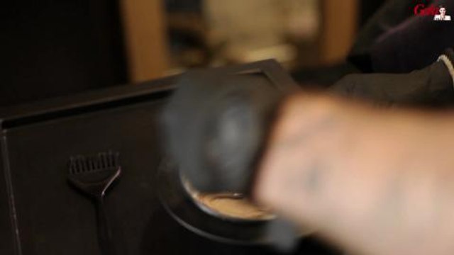 Gala.fr Relooking coiffure par Cristina Cordula Partie 1