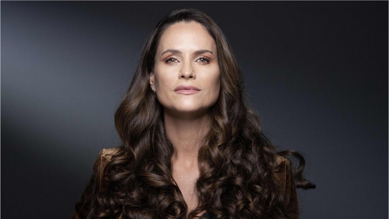 FEMME ACTUELLE - Carole Dechantre ("Les Mystères de l'amour") victime d'agressions sexuelles : ses terribles confidences