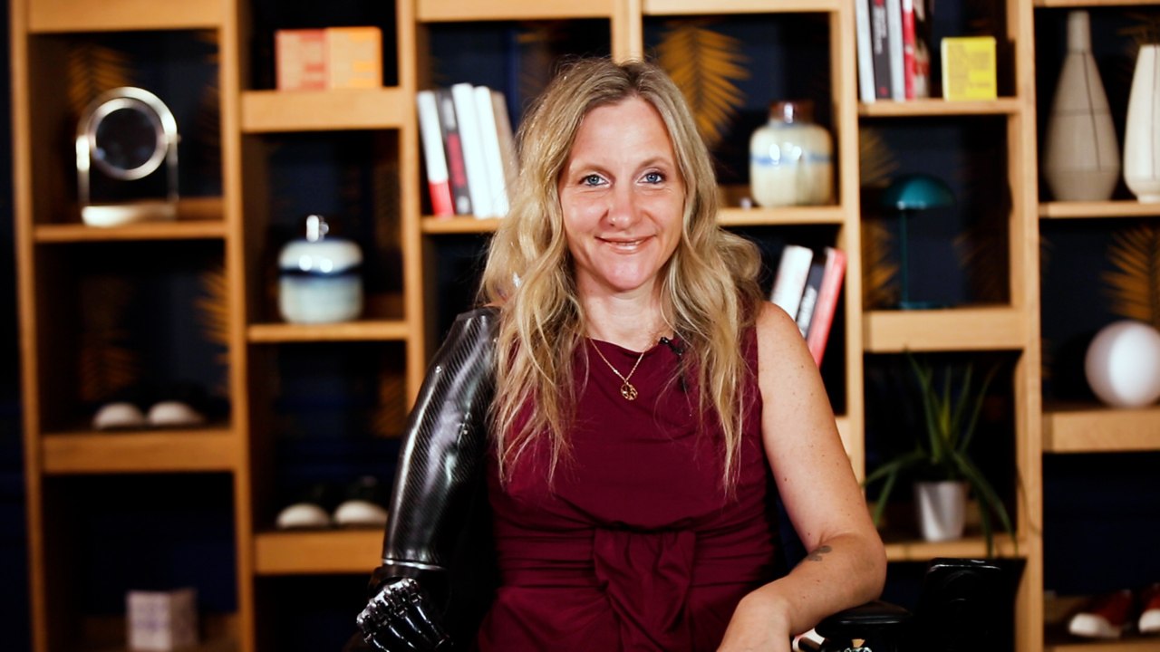 FEMME ACTUELLE - Se réinventer après une triple amputation