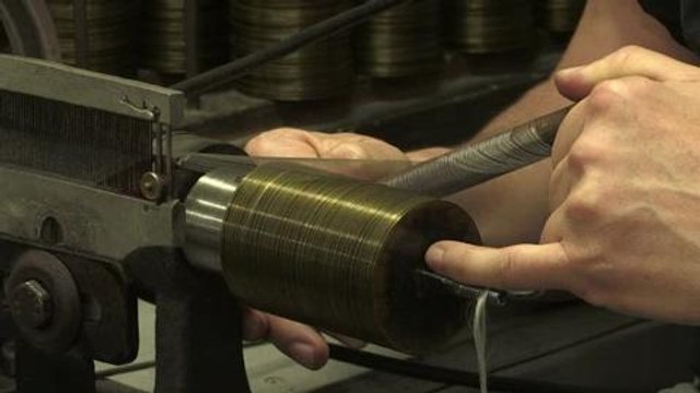 La dentelle de Calais Caudry, fleuron du luxe à la française