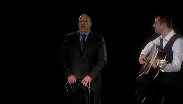 Salvatorangelo Salis accompagnato alla chitarra da Pietro Nieddu - Fa Diesis