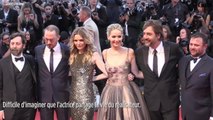 GALA VIDEO - Jennifer Lawrence et Darren Aronofsky s'ignorent à la Mostra de Venise