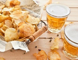 Régime : comment ne pas céder à la tentation à l'heure de l'apéro ?