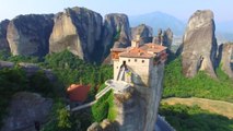 En Grèce, admirez les monastères des Météores