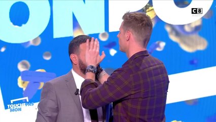 GALA VIDEO - Matthieu Delormeau et le "bisou magique" pour Cyril Hanouna