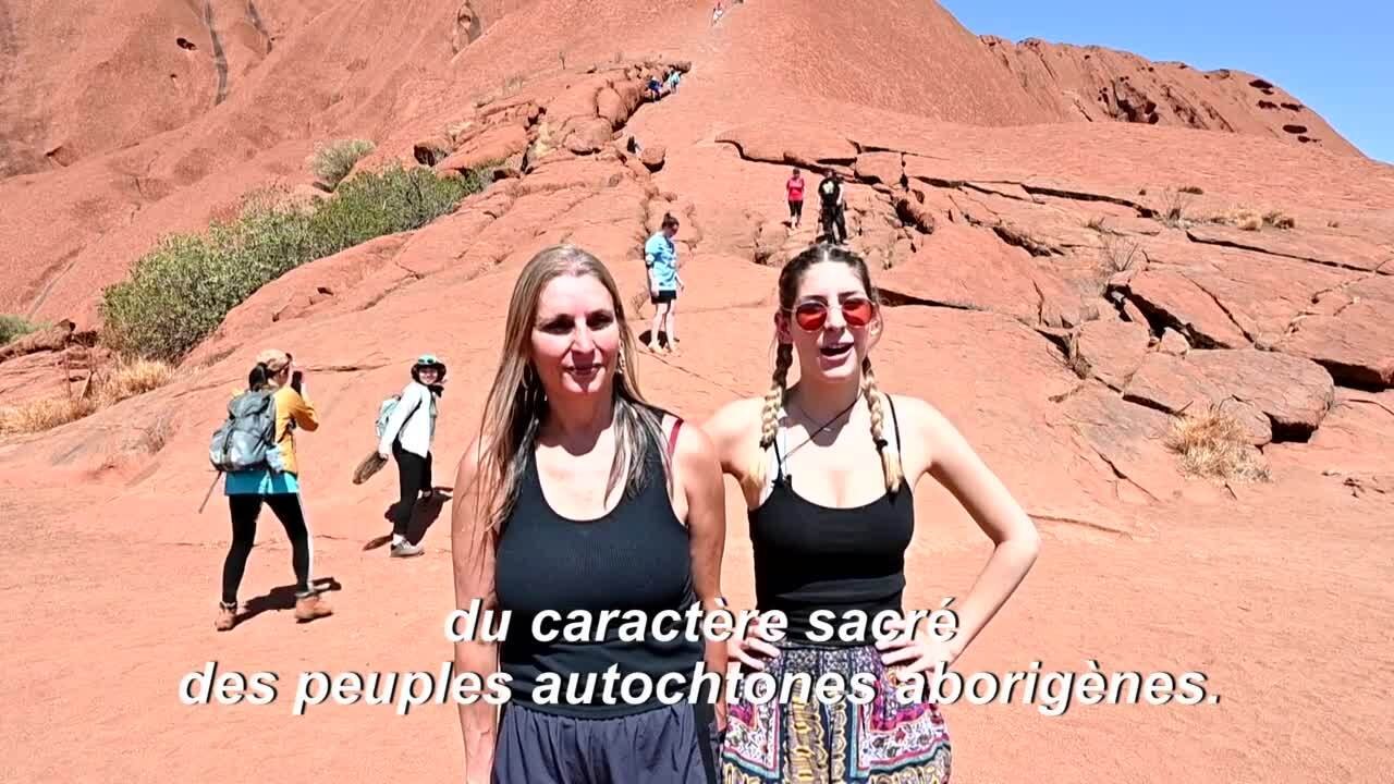 Uluru, le plus célèbre rocher d'Australie, désormais fermé aux grimpeurs