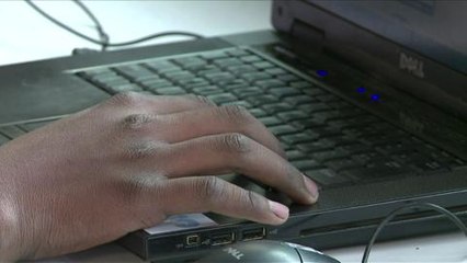 Madagascar: Un bus transformé en salle informatique