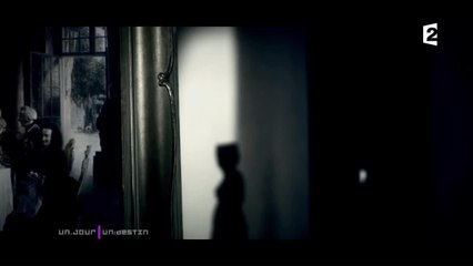 La coutume morbide de Karl Lagerfeld avant de dormir