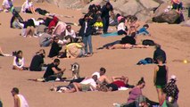 Barcelona prohibirá fumar en todas sus playas a partir de julio