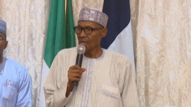 Nigeria: le président reçoit les 82 lycéennes de Chibok libérées