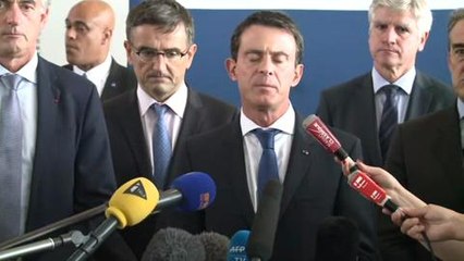 Air France: Valls dénonce des agissements de "voyous"