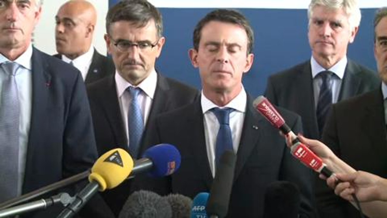 Air France: Valls dénonce des agissements de "voyous"