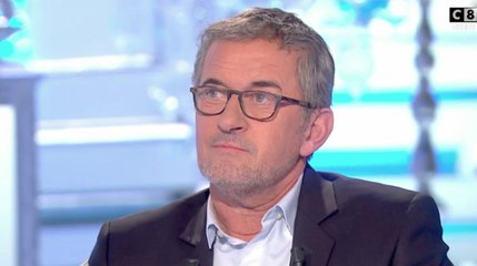 VOICI - Christophe Dechavanne répond à Sophie Favier qui l'accuse d'avoir brisé sa carrière
