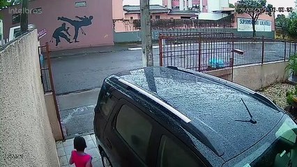 Garbage Collector Keeps Kid Safe