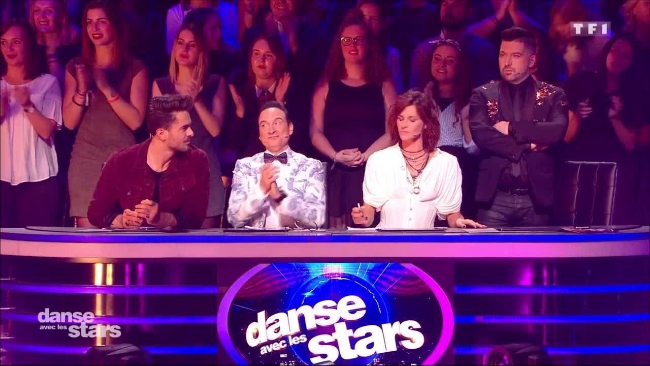 VOICI Elodie Gossuin topless dans Danse avec les stars